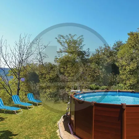 Four Bedroom In Smarje 아파트 Šmarje pri Jelšah